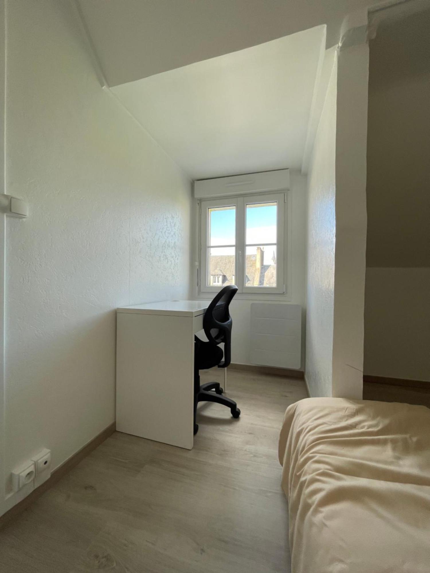 Appartement Renove Tout Equipe, Centre Ville, Proche De La Gare Et Commerce Flers  Extérieur photo