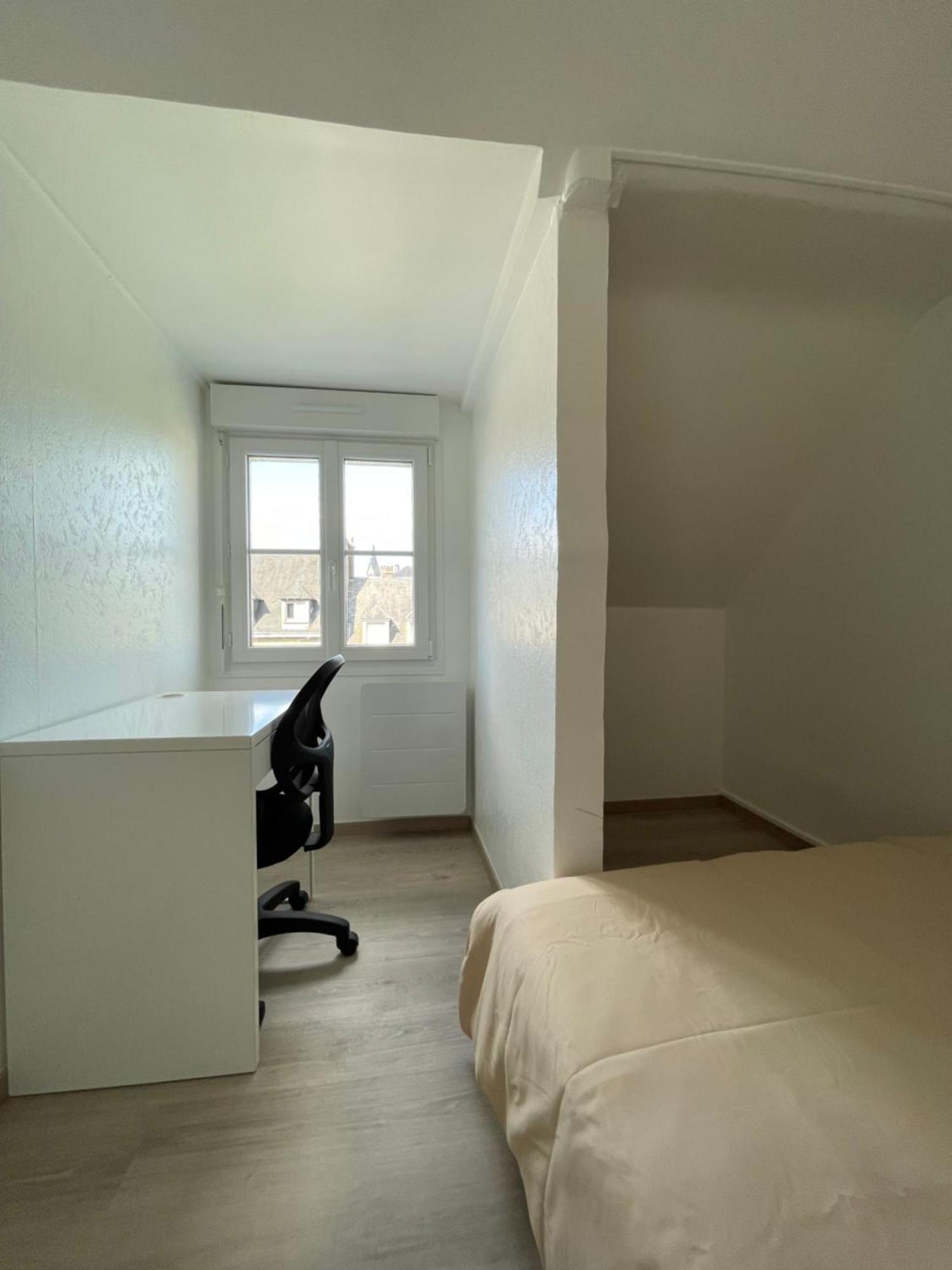 Appartement Renove Tout Equipe, Centre Ville, Proche De La Gare Et Commerce Flers  Extérieur photo